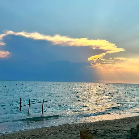 Cactus House فيلة Elani